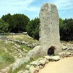 Fiore Con Piscina E Vista Mare