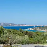 Fiore Con Piscina E Vista Mare * פאלאו