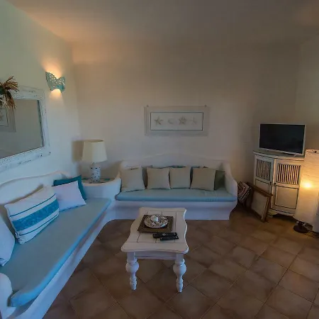 Fiore Con Piscina E Vista Mare Villa