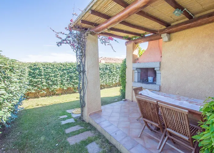 Fiore Con Piscina E Vista Mare Willa