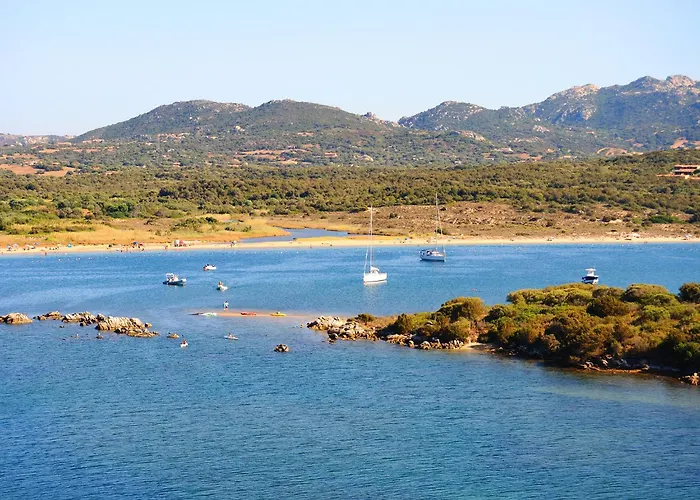 Fiore Con Piscina E Vista Mare Willa